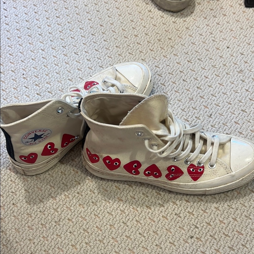 Converse Cream High-Tops with Red Heart Pattern(comme des garçons)